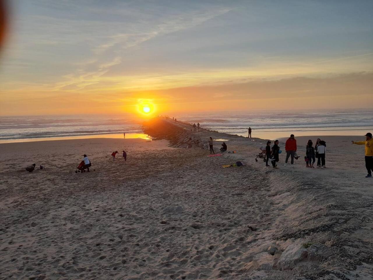 The Beach Place Costa da Caparica Exterior photo